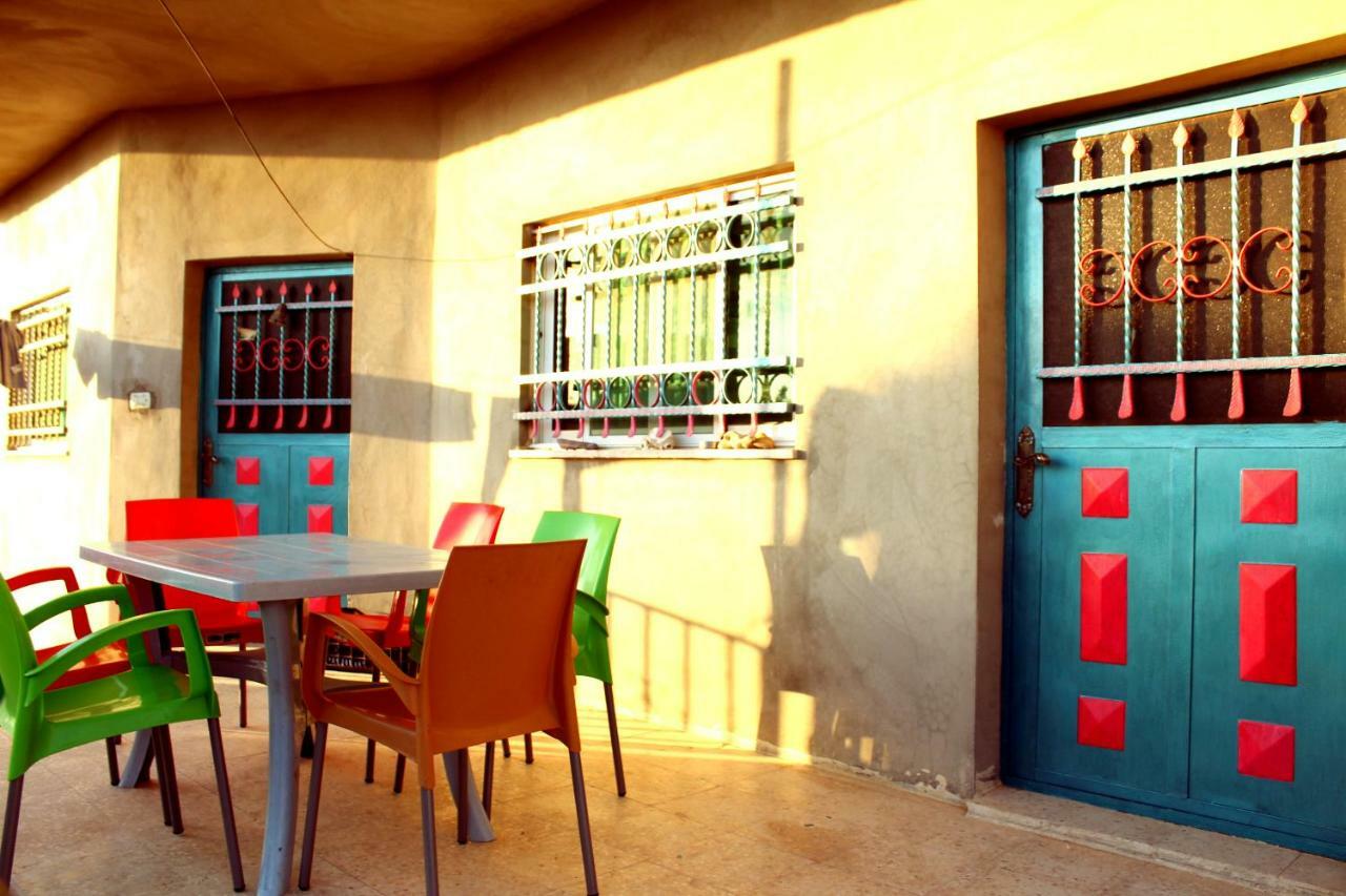 瓦迪穆萨Bedouin Pink Ecohouse住宿加早餐旅馆 外观 照片