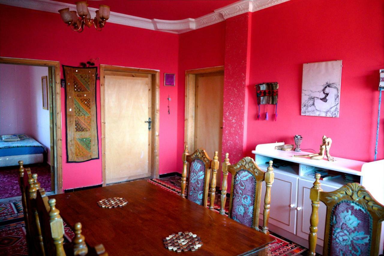 瓦迪穆萨Bedouin Pink Ecohouse住宿加早餐旅馆 外观 照片