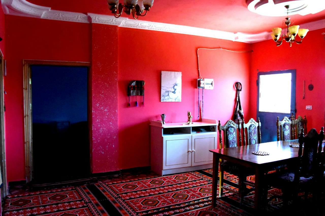 瓦迪穆萨Bedouin Pink Ecohouse住宿加早餐旅馆 外观 照片
