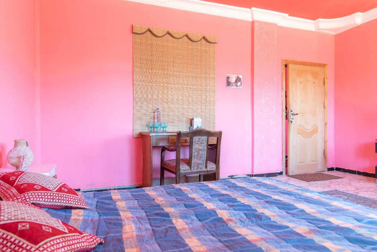 瓦迪穆萨Bedouin Pink Ecohouse住宿加早餐旅馆 外观 照片