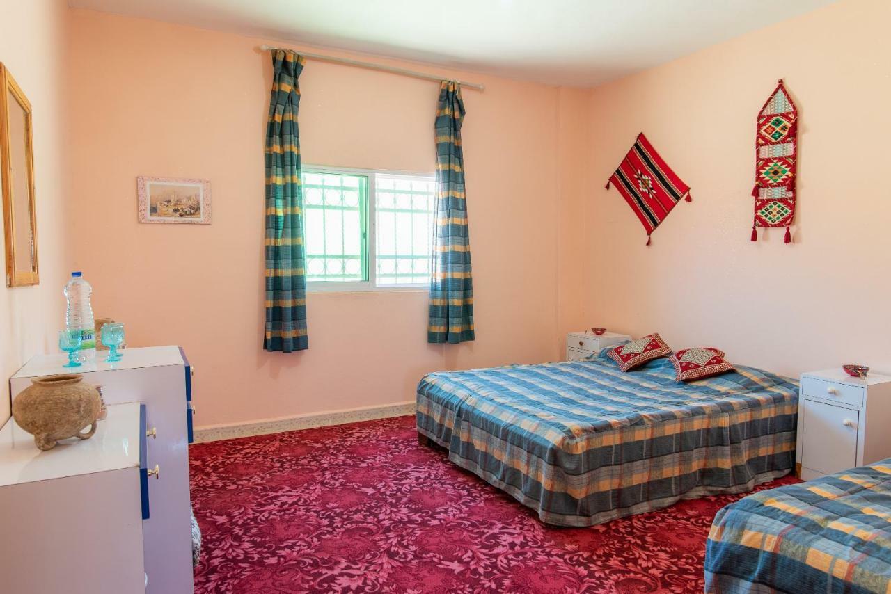 瓦迪穆萨Bedouin Pink Ecohouse住宿加早餐旅馆 外观 照片