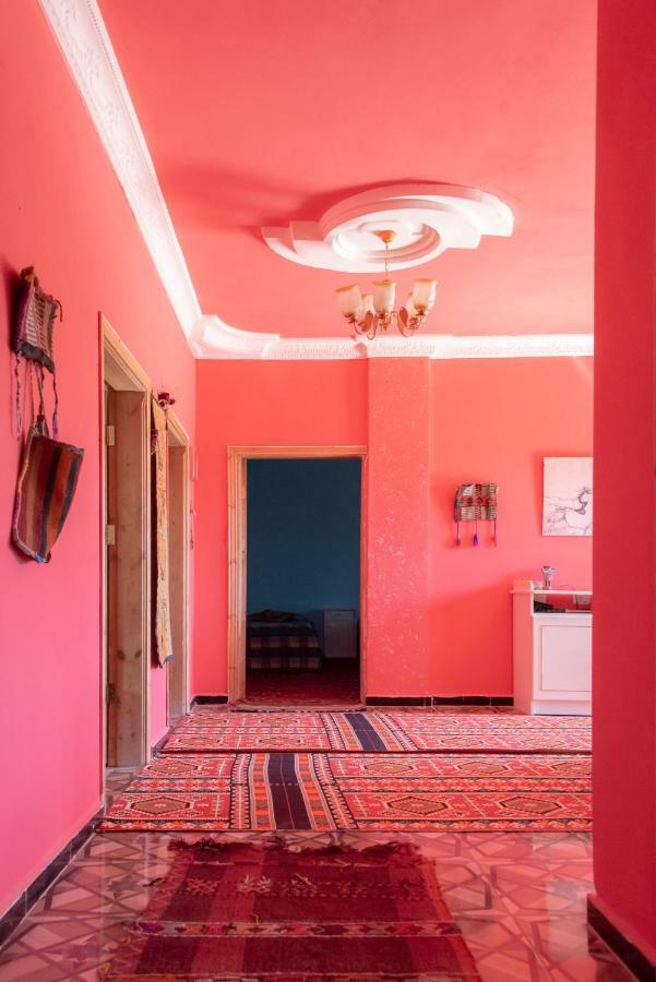 瓦迪穆萨Bedouin Pink Ecohouse住宿加早餐旅馆 外观 照片